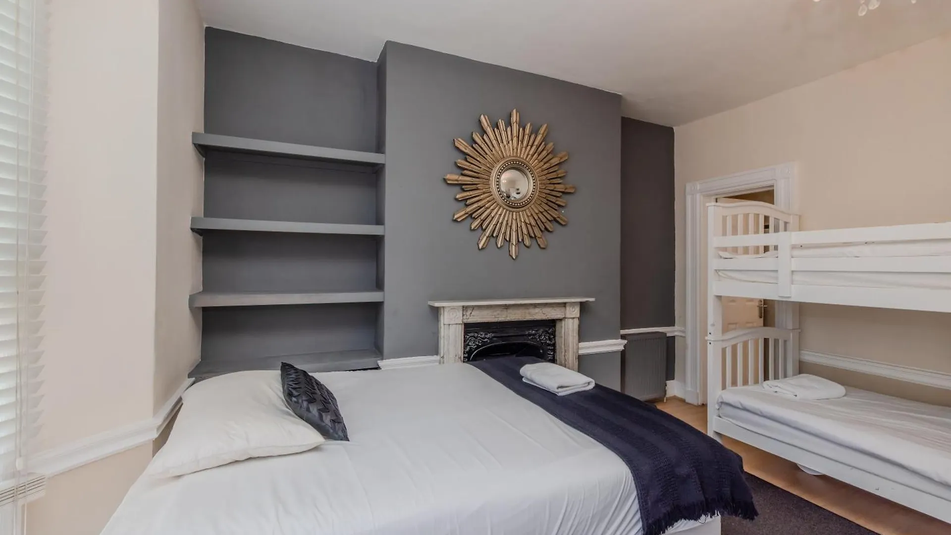 Perfect Seaside Getaway I Central Big Town House Next To Brighton Beach I First Choice For Big Group & Family Stay 0*,